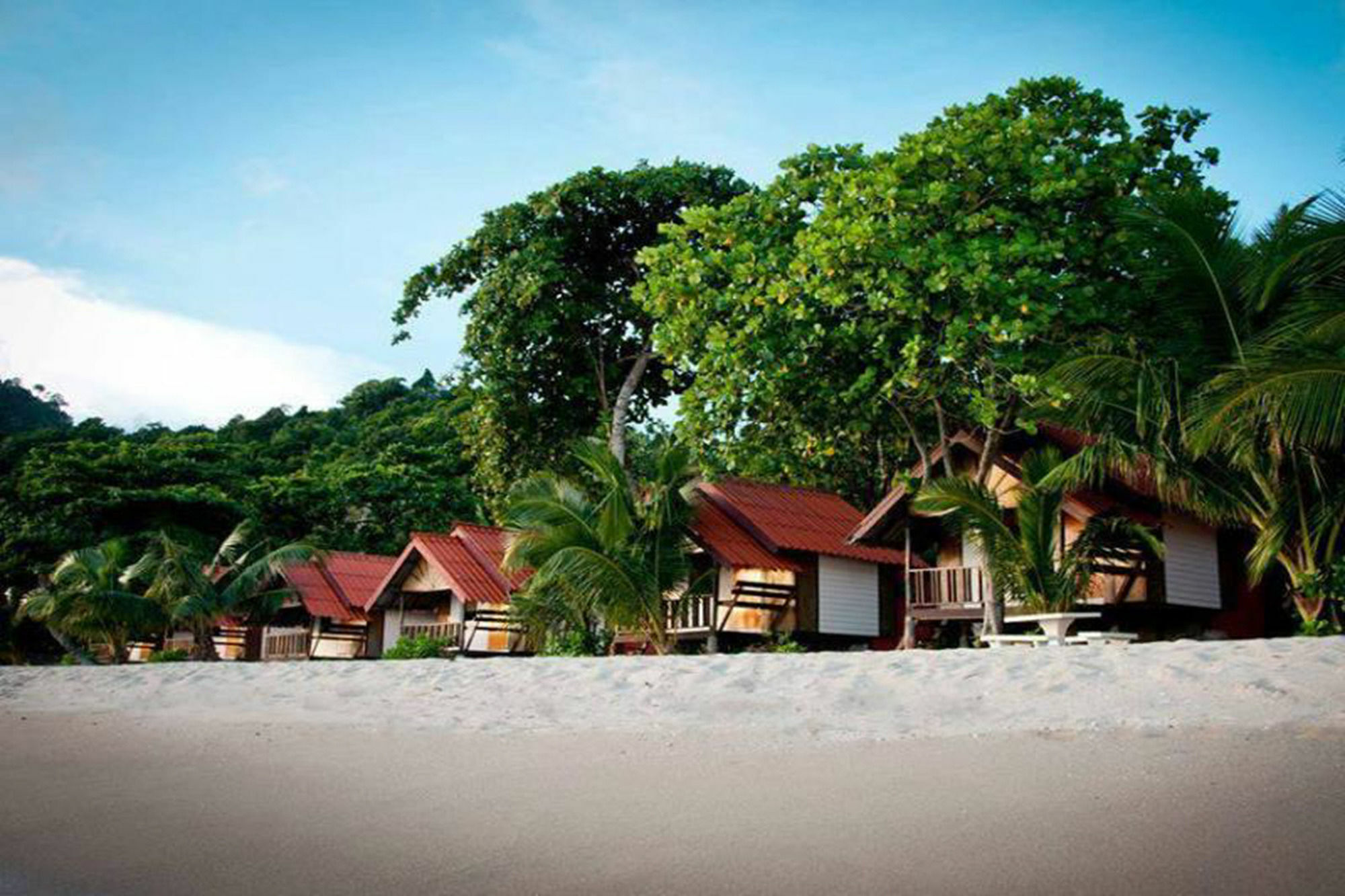 White Sand Beach Resort Koh Chang Exterior photo